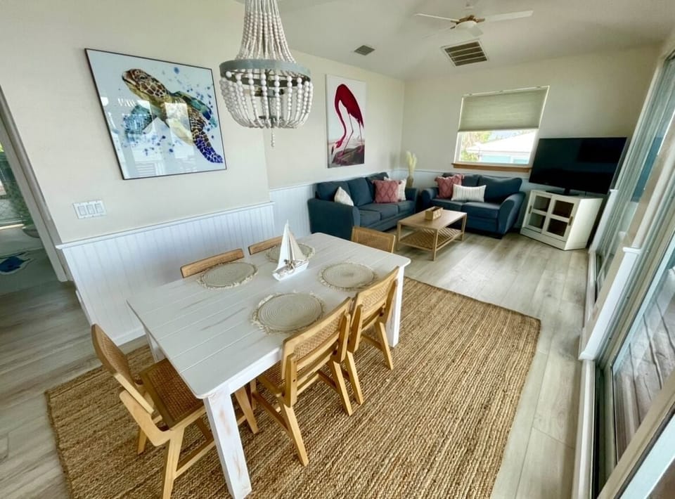 Open, sun-filled dining and living room(full sized pull out sleeper sofa)