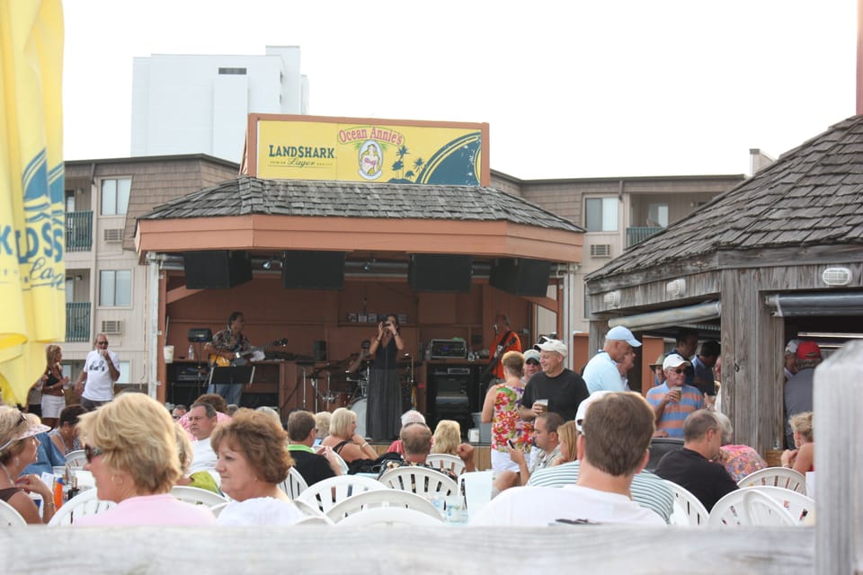 Ocean Annies - live music just down the beach