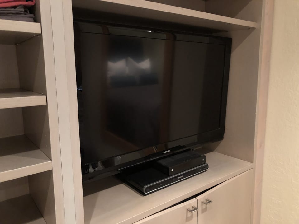 Large flatscreen TV in the bedroom too