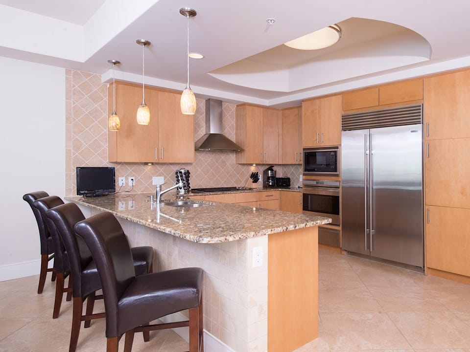 Comfortably prepare breakfast, lunch and dinner is our well-appointed kitchen