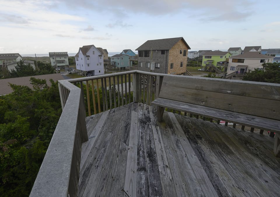 3rd floor east facing deck