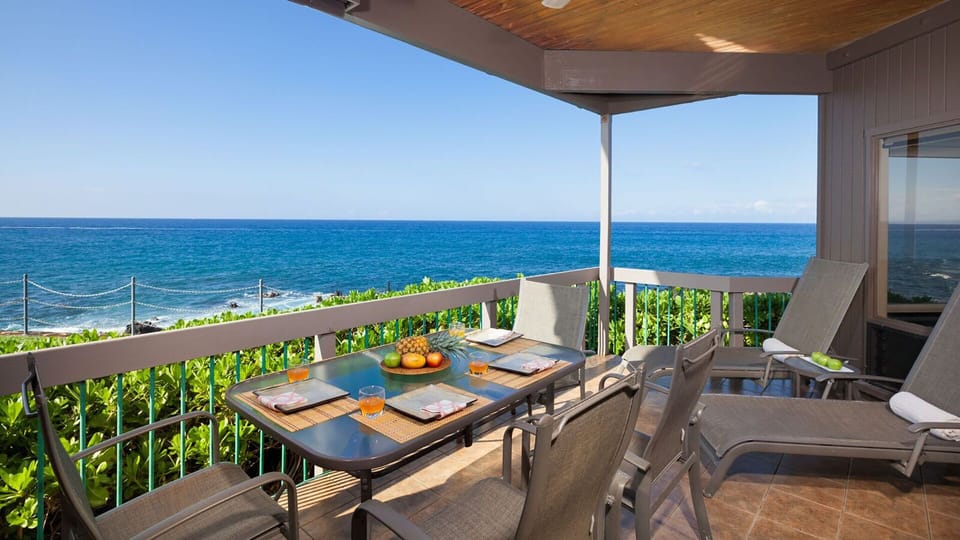 Oceanfront Lanai