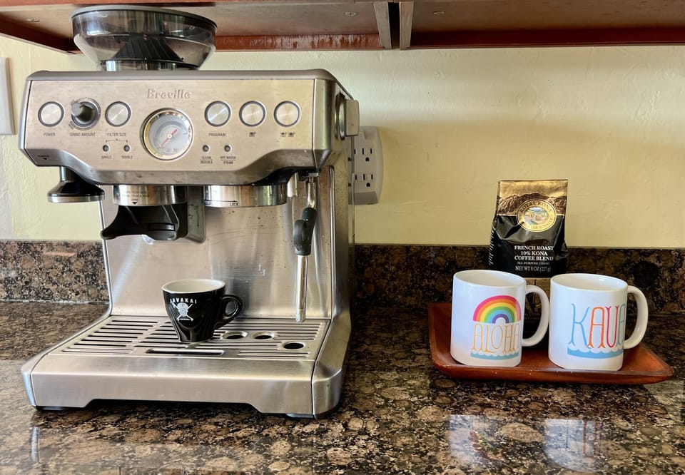 Espresso machine just to make your morning even more perfect!