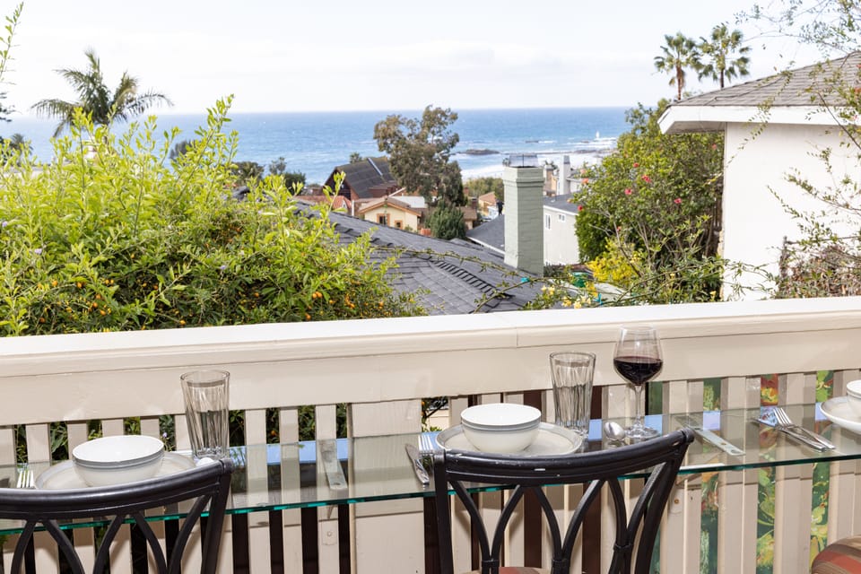 Outdoor private dining with glass countertop. Seating for 4. 