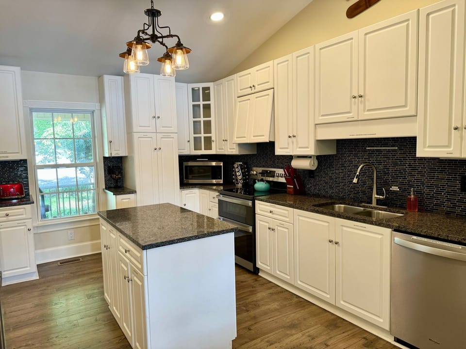 Large Kitchen w/plenty of counter space & everything you need to prep meals! 