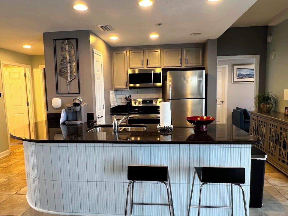 Newly remodeled kitchen counter