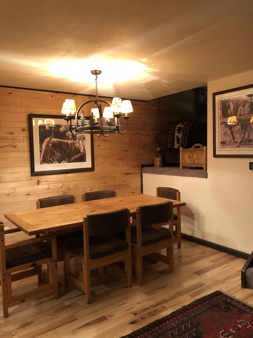 Table with seating for 6