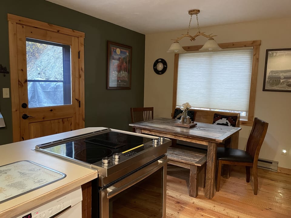 Gas JenAir Oven/Stove w/downdraft