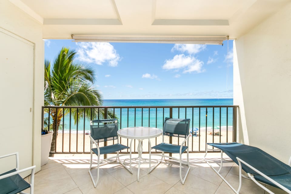 UNBELIEVABLY BEAUTIFUL BEACH! GLORIOUS SUNSETS!