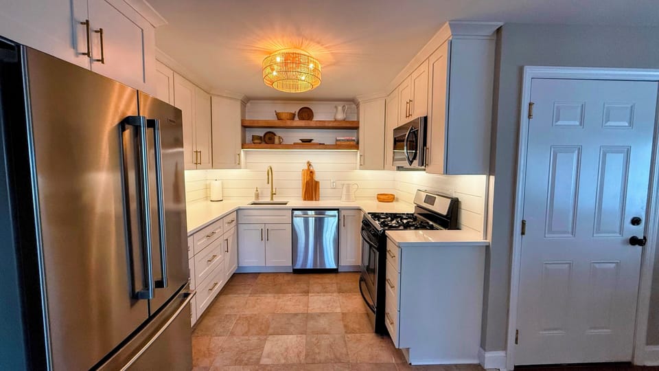 Newly renovated fully stocked kitchen