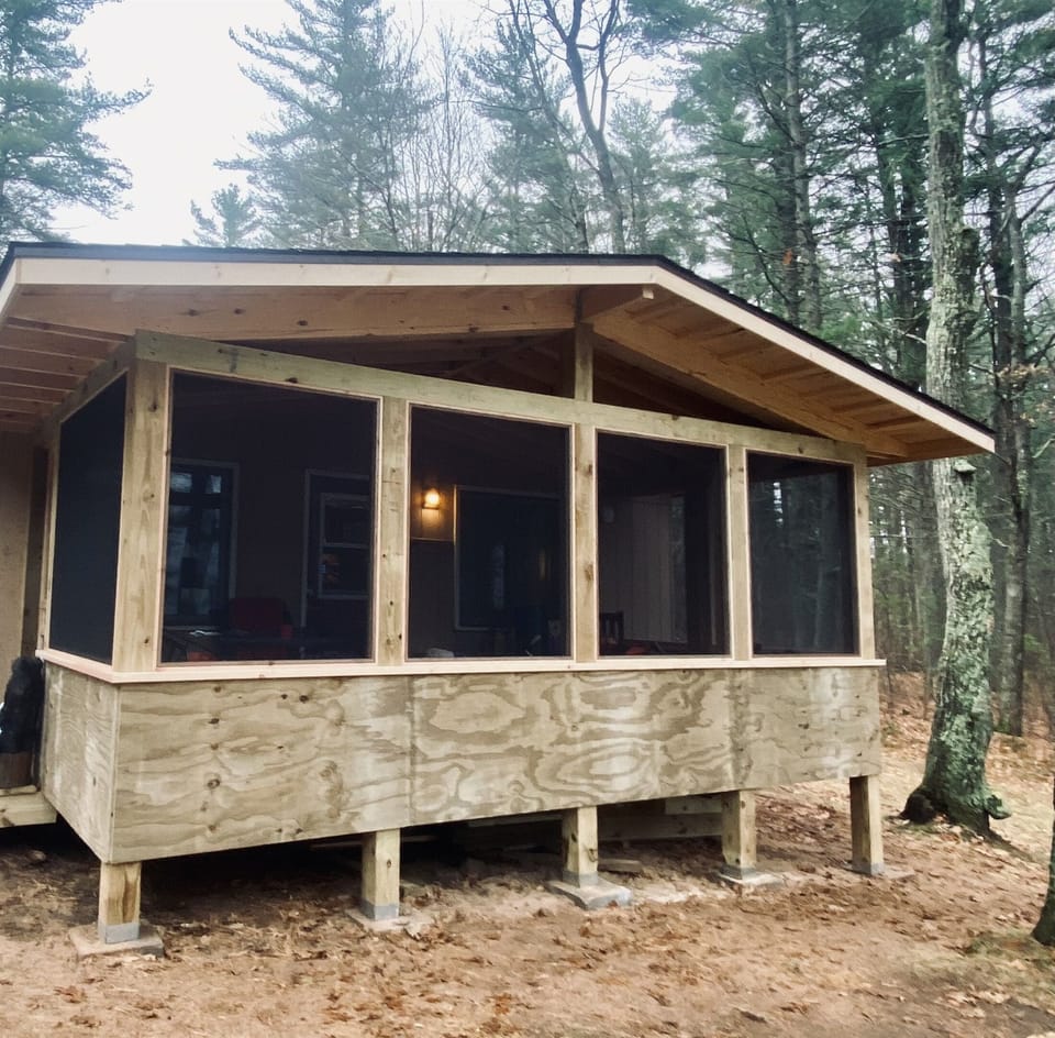 New screened porch, added November 2024.