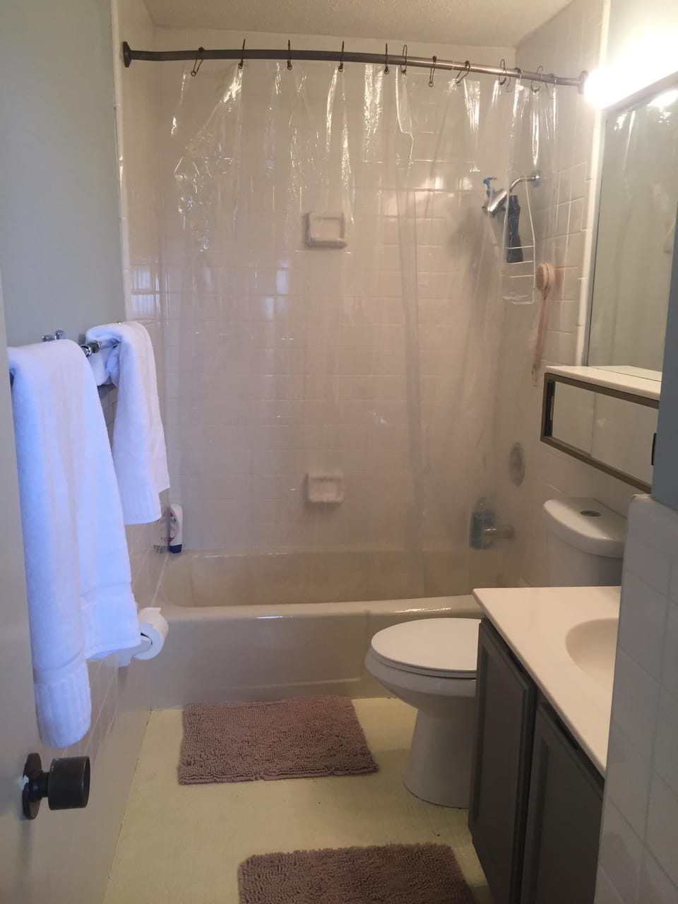 Master Bath but there are new floors