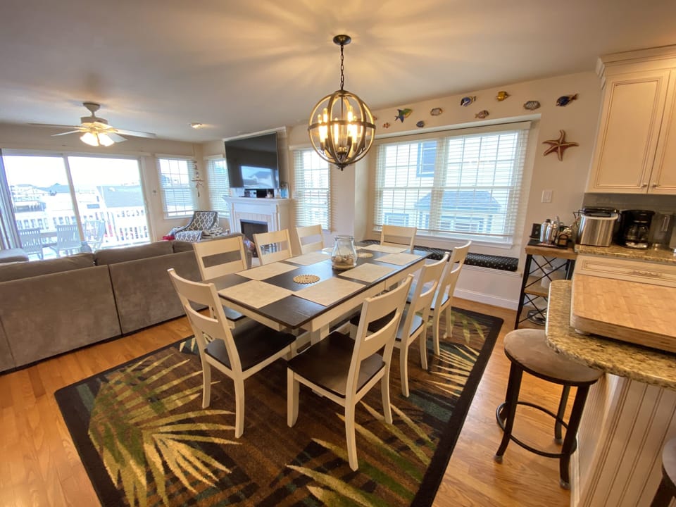 Dining Table expand to 12 plus