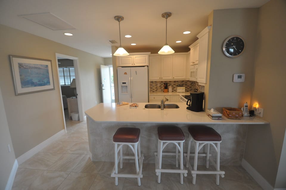 Kitchen renovated Fall 2013/Spring 2014