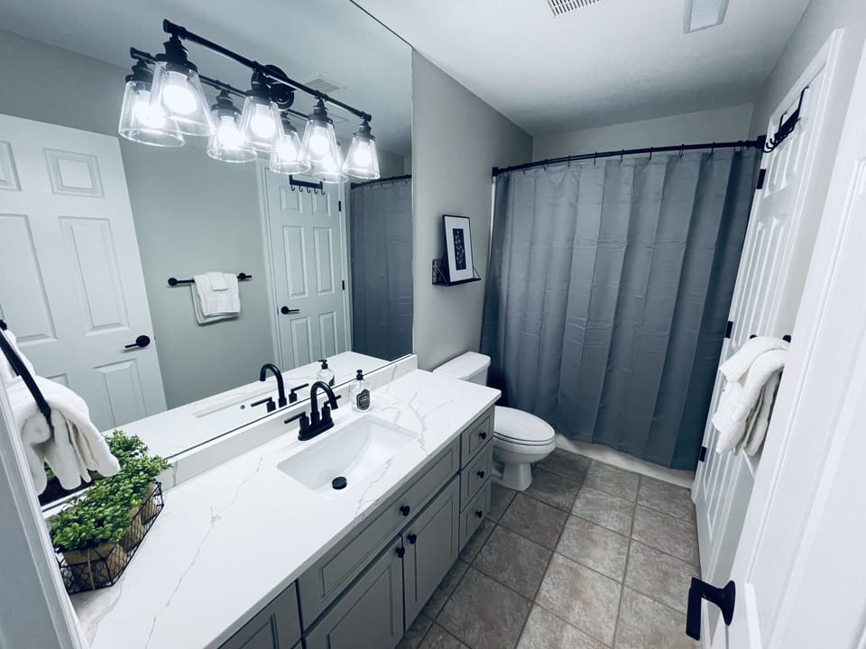 Guest Bathroom #2