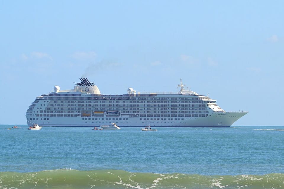 Only minutes to cruise and casino ships at Port Canaveral!