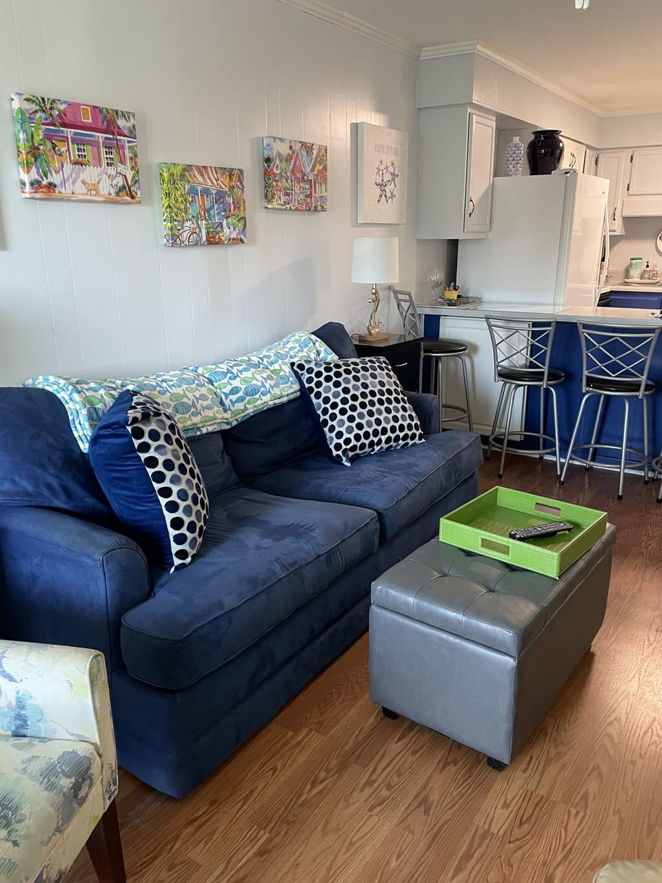 couch and bar