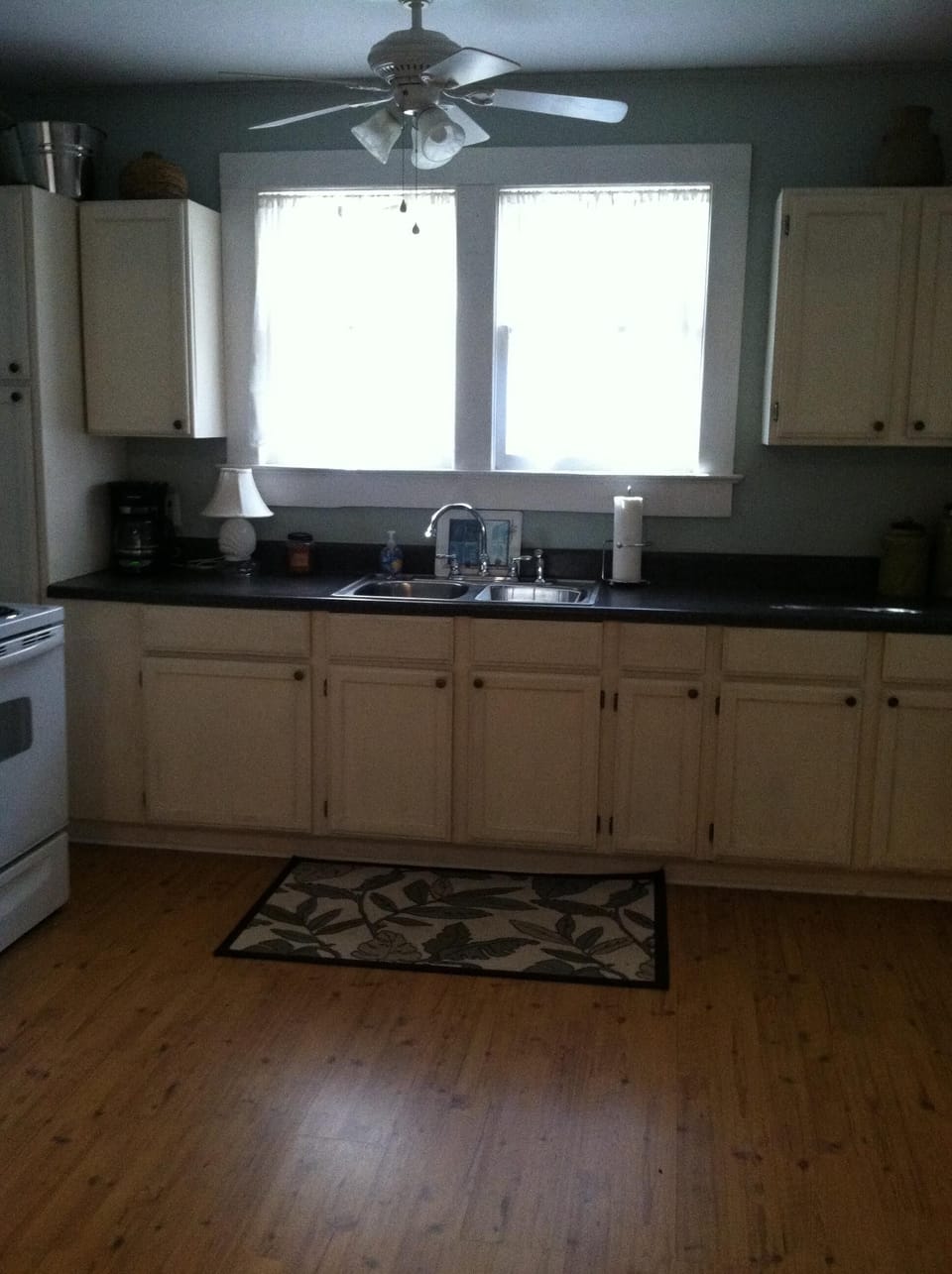 Kitchen equipped for all your needs.