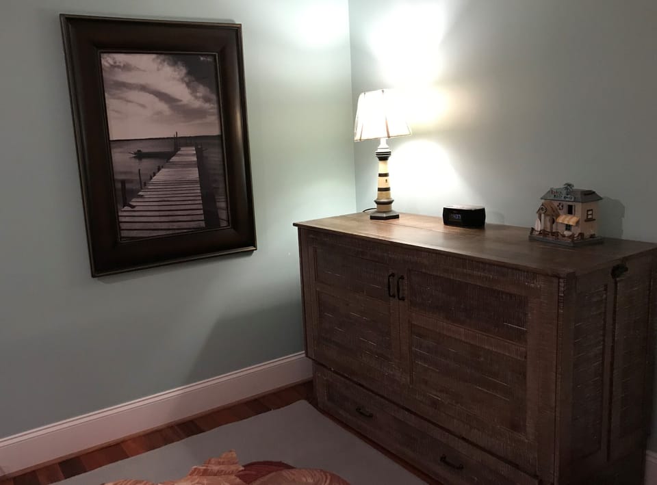 Murphy cabinet bed in corner of 2nd floor family room ....