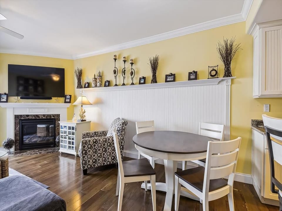 New kitchen table and living room