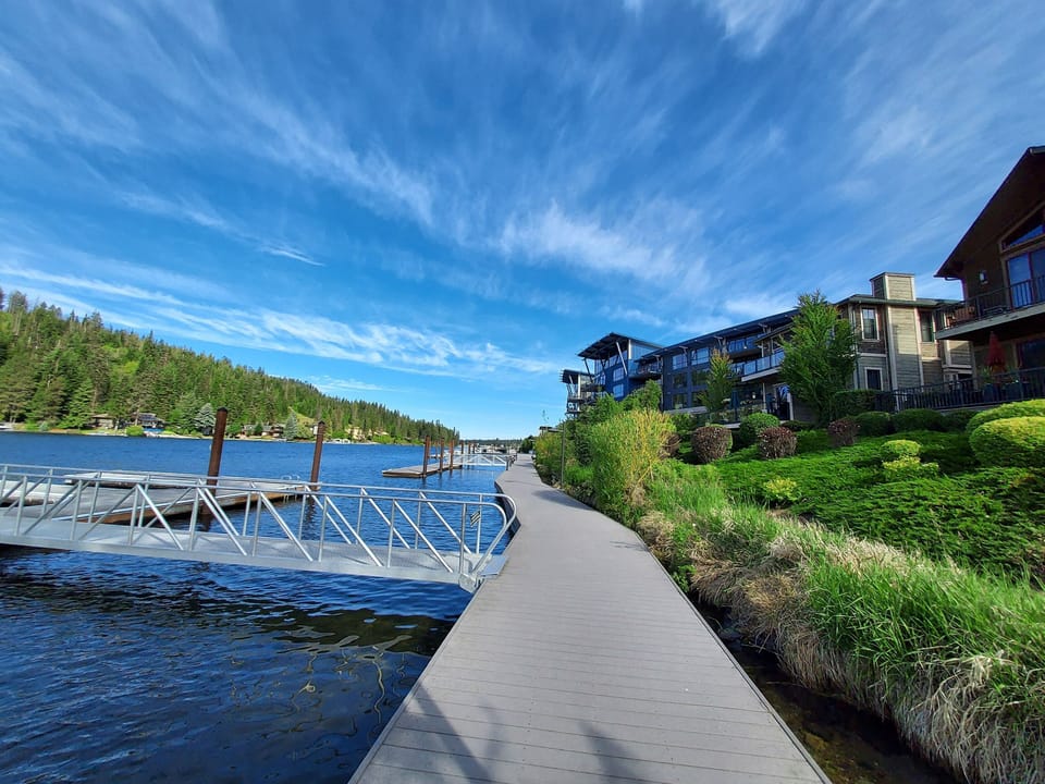 Take a stroll on the boardwalk then stop at one of 2 restaurants in the complex.