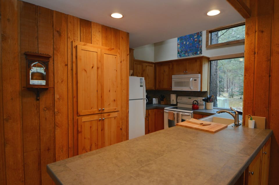 Fully stocked kitchen.