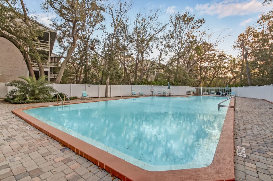 Amelia Landings Community Pool