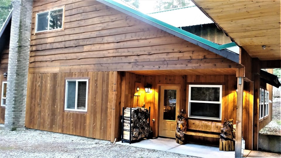 Main entrance, unpack your gear and settle in.