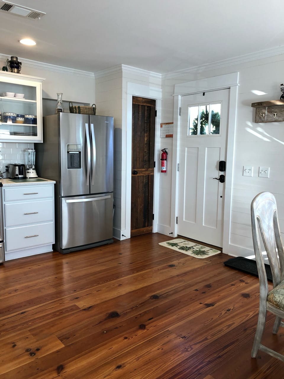 Whether arriving or leaving always a pleasant entry way greets you