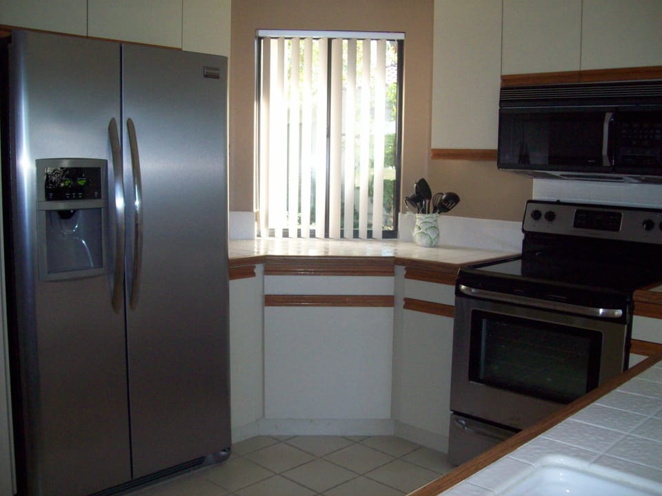 New stainless steel kitchen appliances