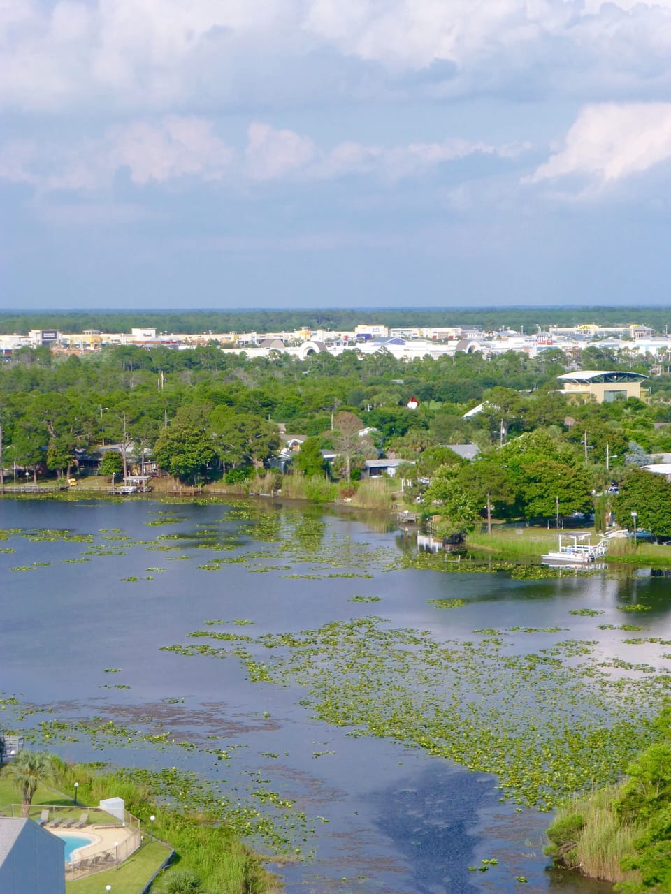 Views of the Lake and Pier Park from the Dining Area as well