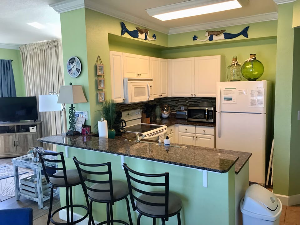 Fully Stocked Kitchen