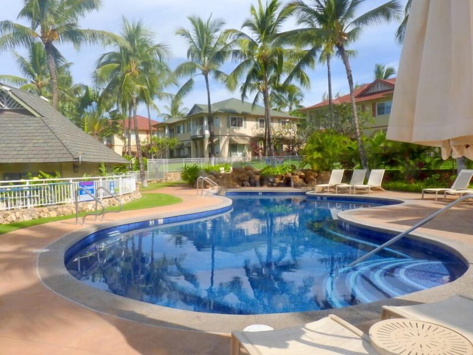 Heated pool