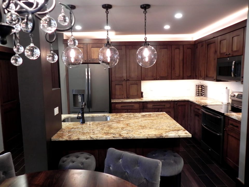 Kitchen with island - view from the entry way.