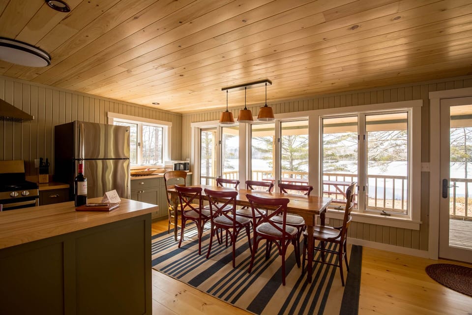 More great lake views from the indoor eating area