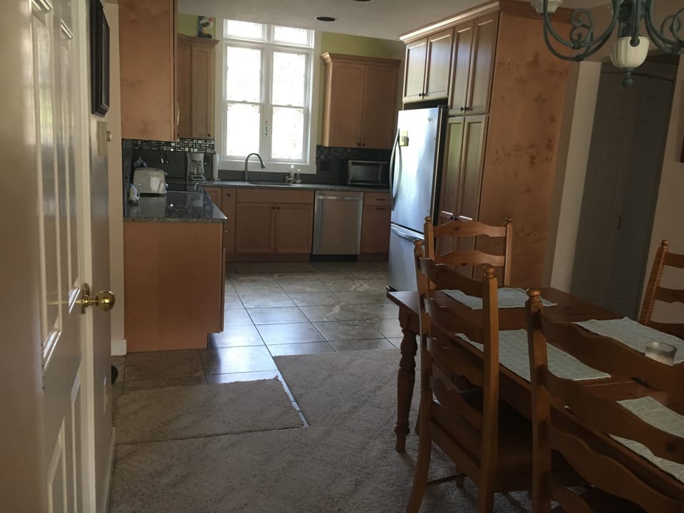 Newly renovated kitchen!