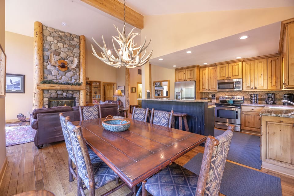 Kitchen/dining area
