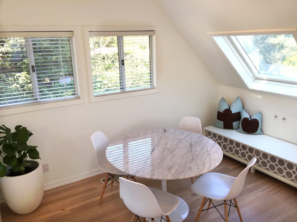 dining room with seating for four