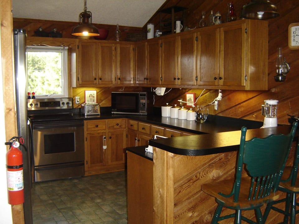 Kitchen Off Great Room and Adjacent to Florida 