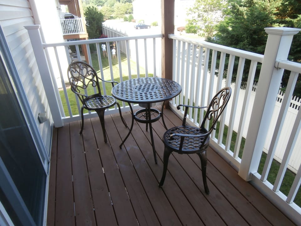 Multiple Private Decks with Seating