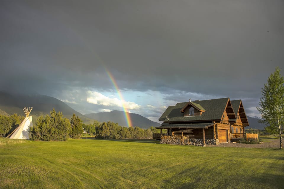 Welcome to Angler's Haven on the world famous Yellowstone River! 
