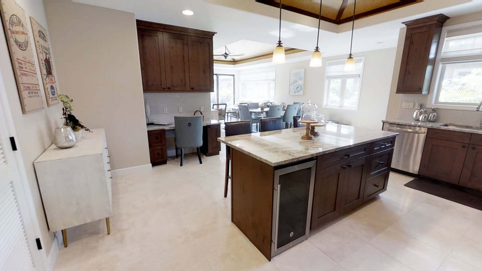 Well equipped kitchen with wine fridge. 
A great assortment of spices, oil, vinegar and essentials provided