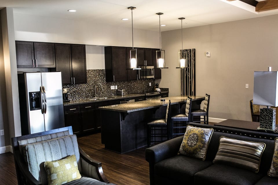 2B Presidential Kitchen, Fully Equipped!