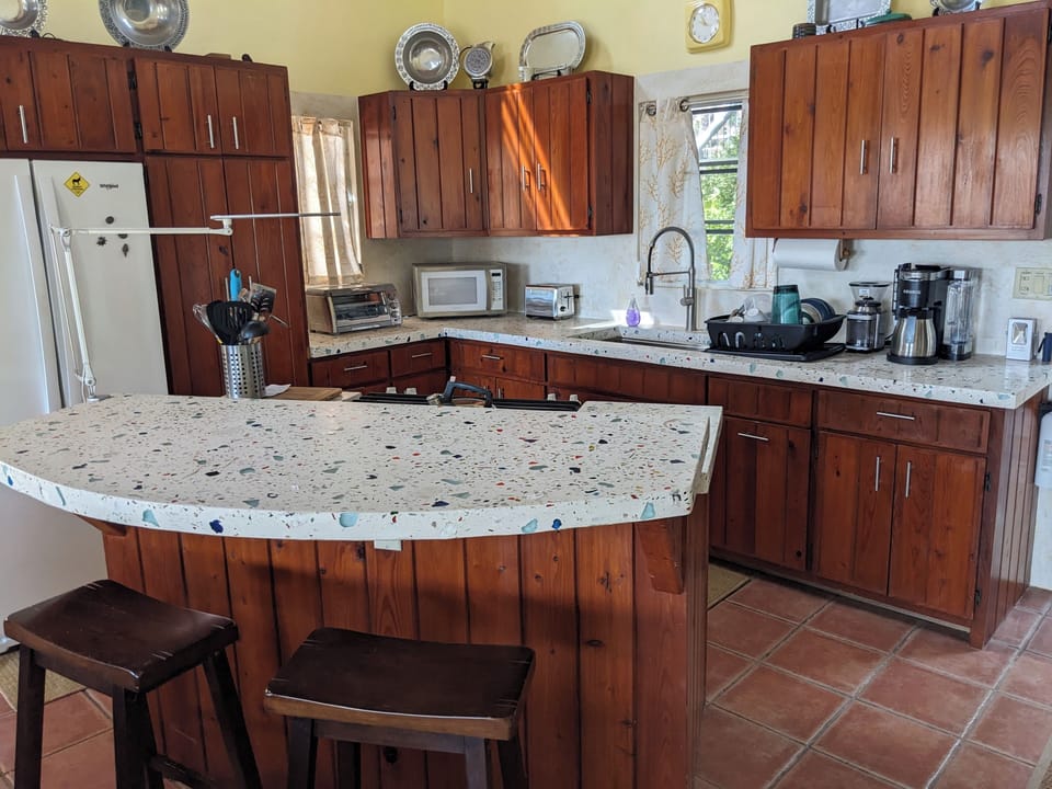 kitchen center island