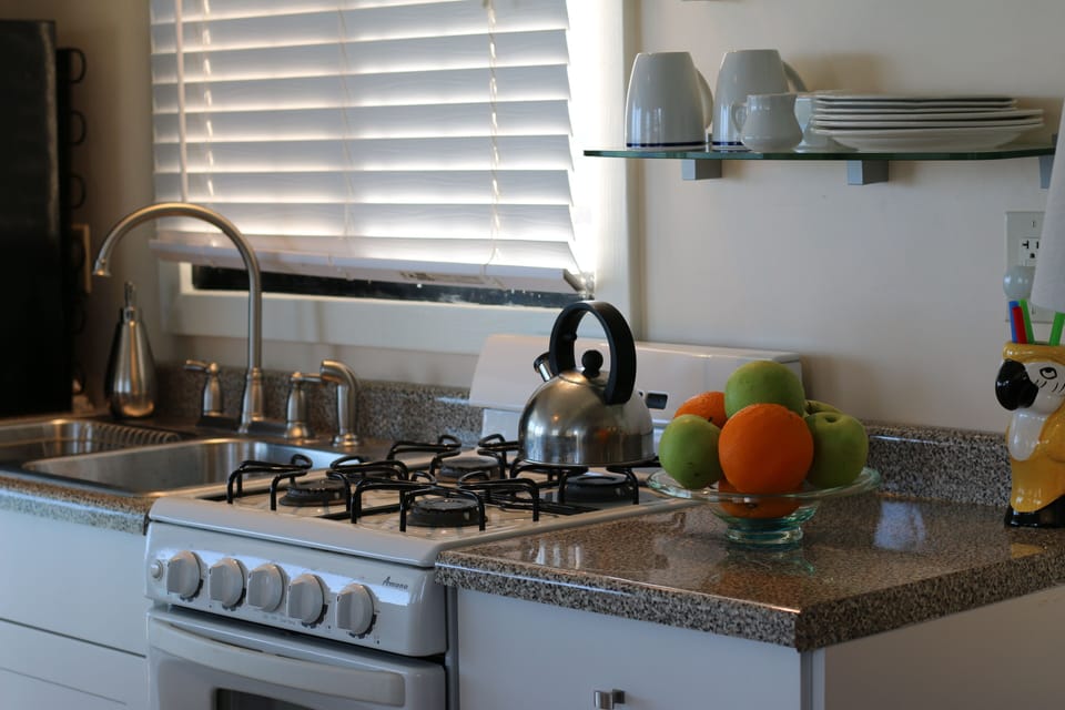 Fully equipped kitchen to prepare your catch of the day.