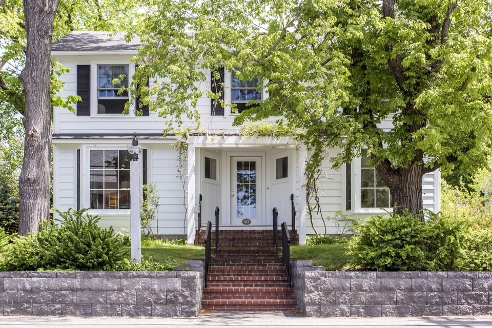 Front entrance on Ocean Avenue