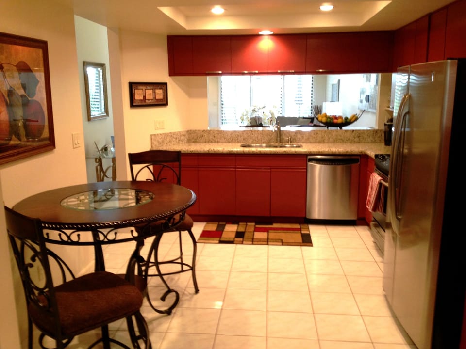 Enjoy the gourmet Kitchen with stainless appliances.