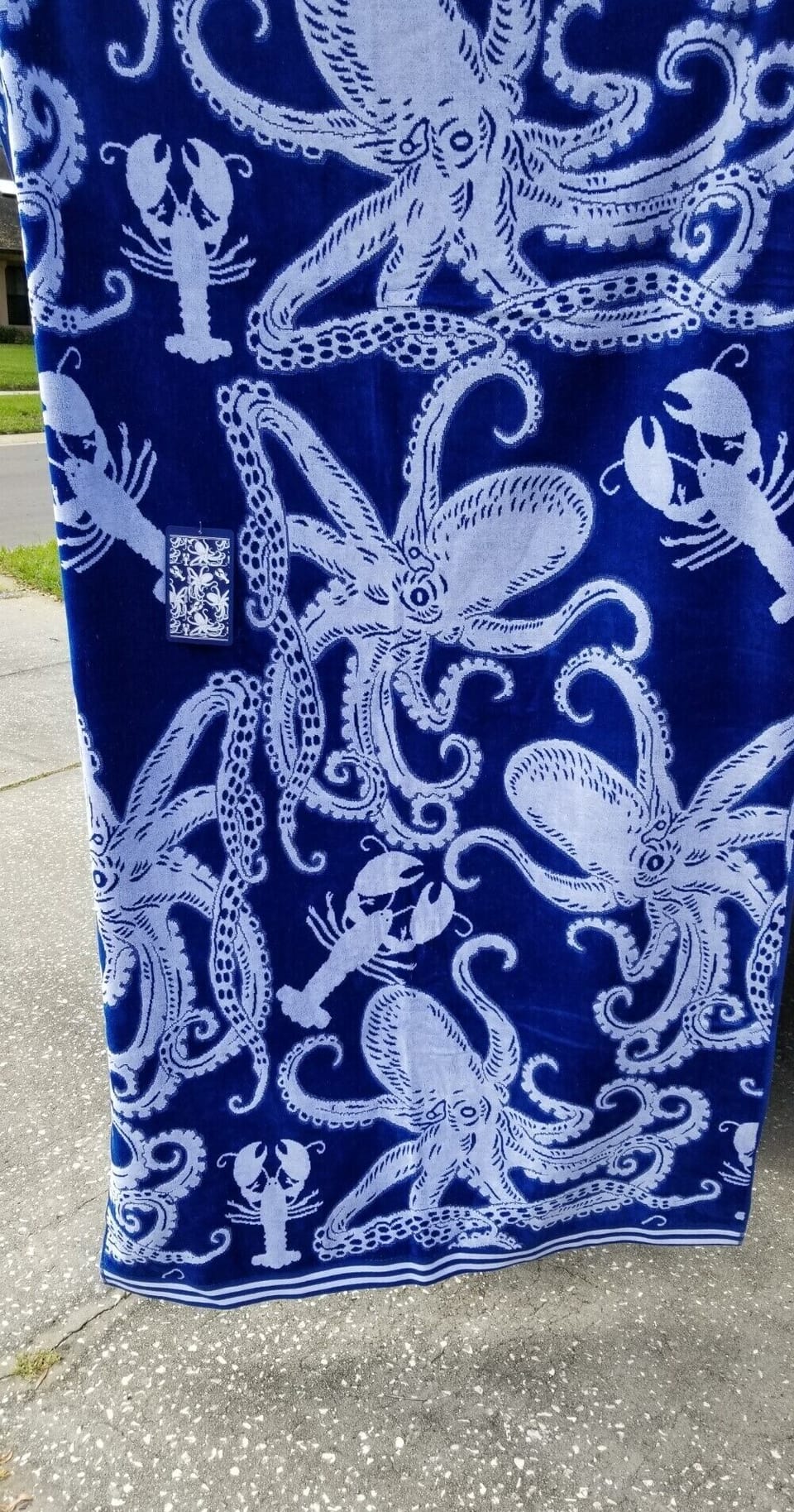 6 BEACH TOWELS INCLUDED IN THE CONDO
