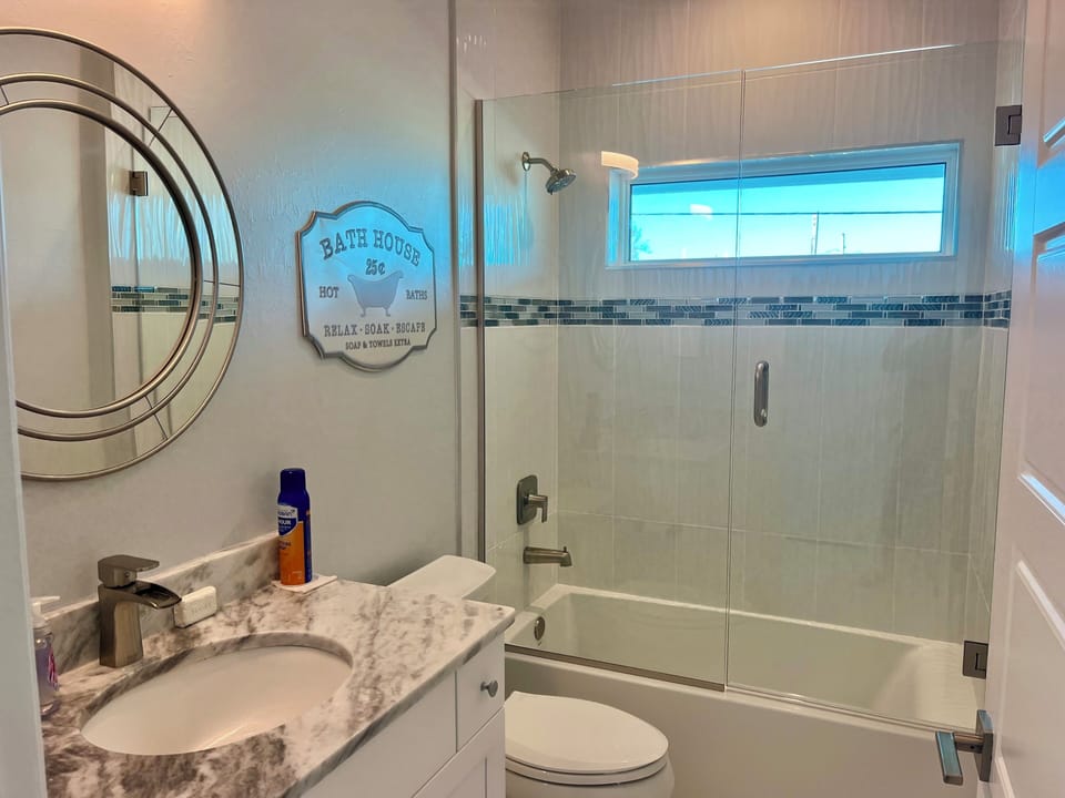 Bathroom 2 with tub and shower