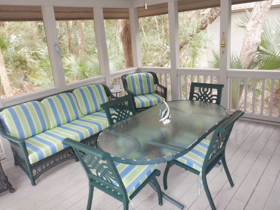 Screen Porch